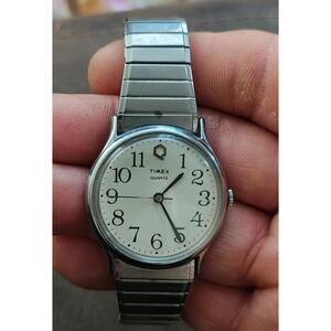 1980s Vintage Timex M Cell Men’s Watch Silver Tone White Dial Easy Read